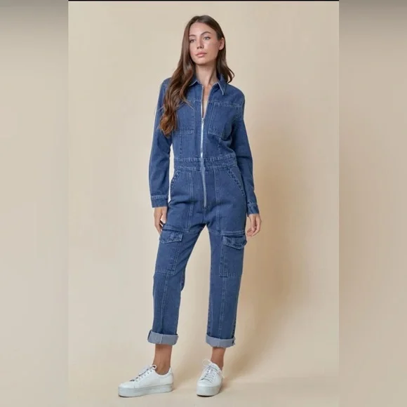 Washed front zipper collared jumpsuit. - Picture 6 of 7